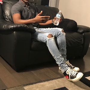 Meet your Posher, Khari